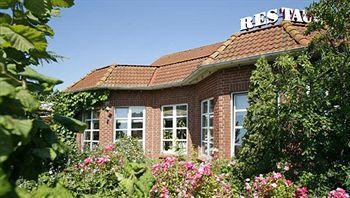 Hotel Weide Satow Extérieur photo